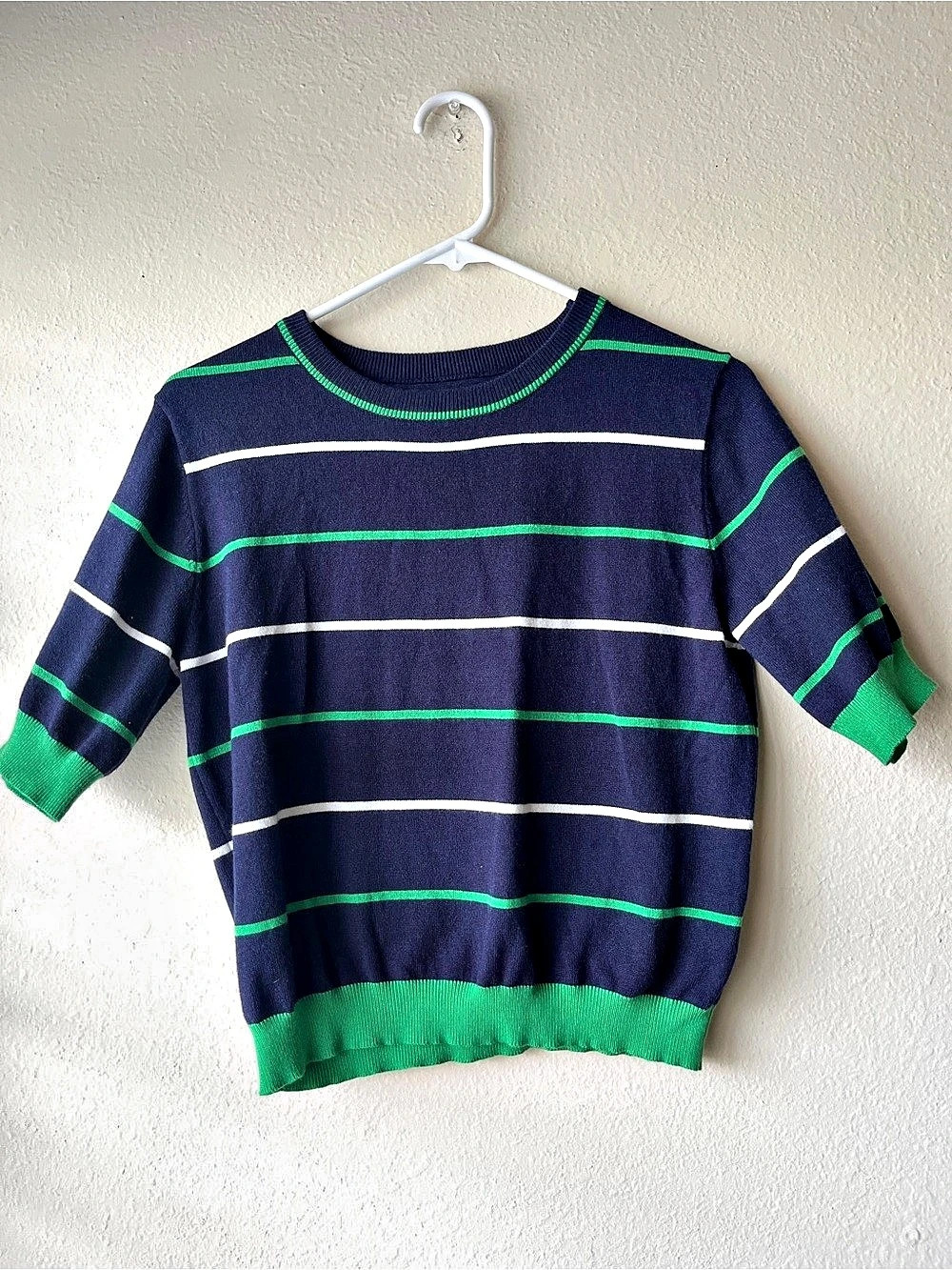 Dazy Striped Short Sleeve Top in Blue & Green Size XL Like New